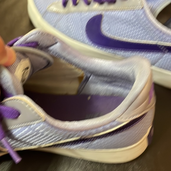 Nike Sweet Classic Sneakers - Picture 5 of 8